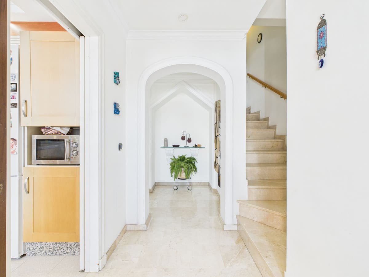 Townhouse in Estepona — photo 7 of 10