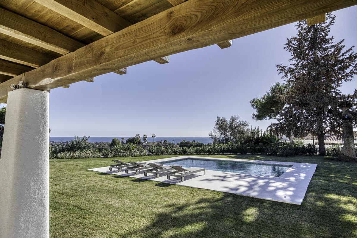 Detached Villa in El Rosario — photo 4 of 10
