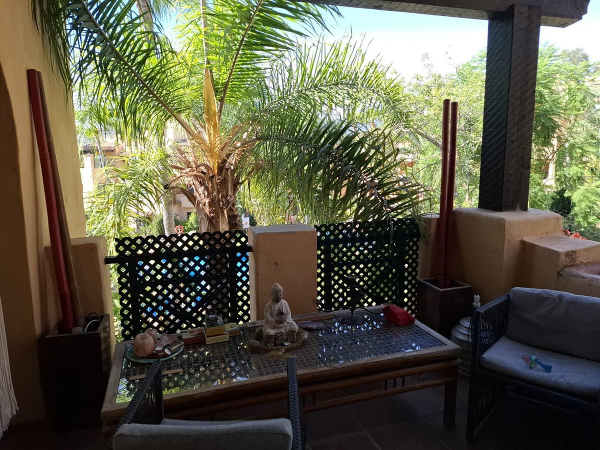 Middle Floor Apartment in El Paraiso — photo 8 of 10