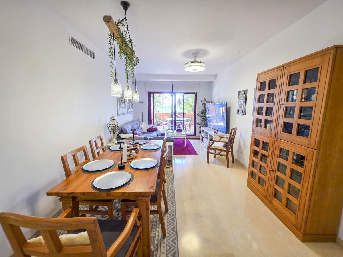Ground Floor Apartment in La Duquesa — photo 5 of 10