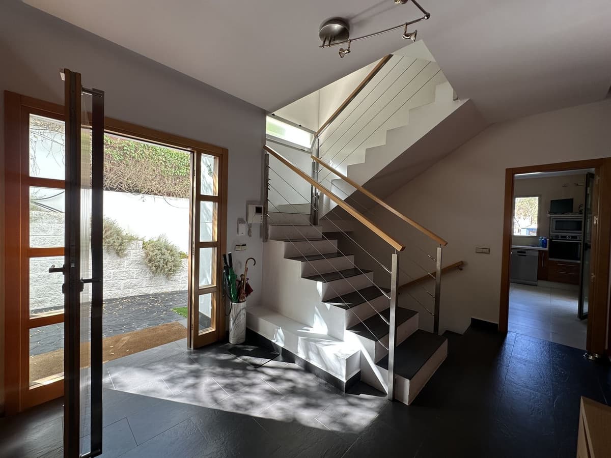 Detached Villa in Cerrado de Calderón — photo 4 of 10