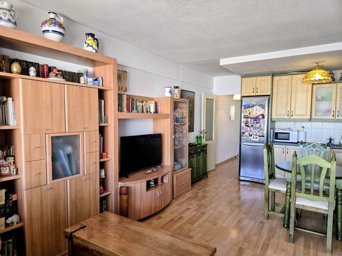 Middle Floor Apartment in Montemar — photo 8 of 10