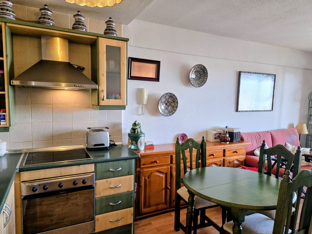 Middle Floor Apartment in Montemar — photo 9 of 10