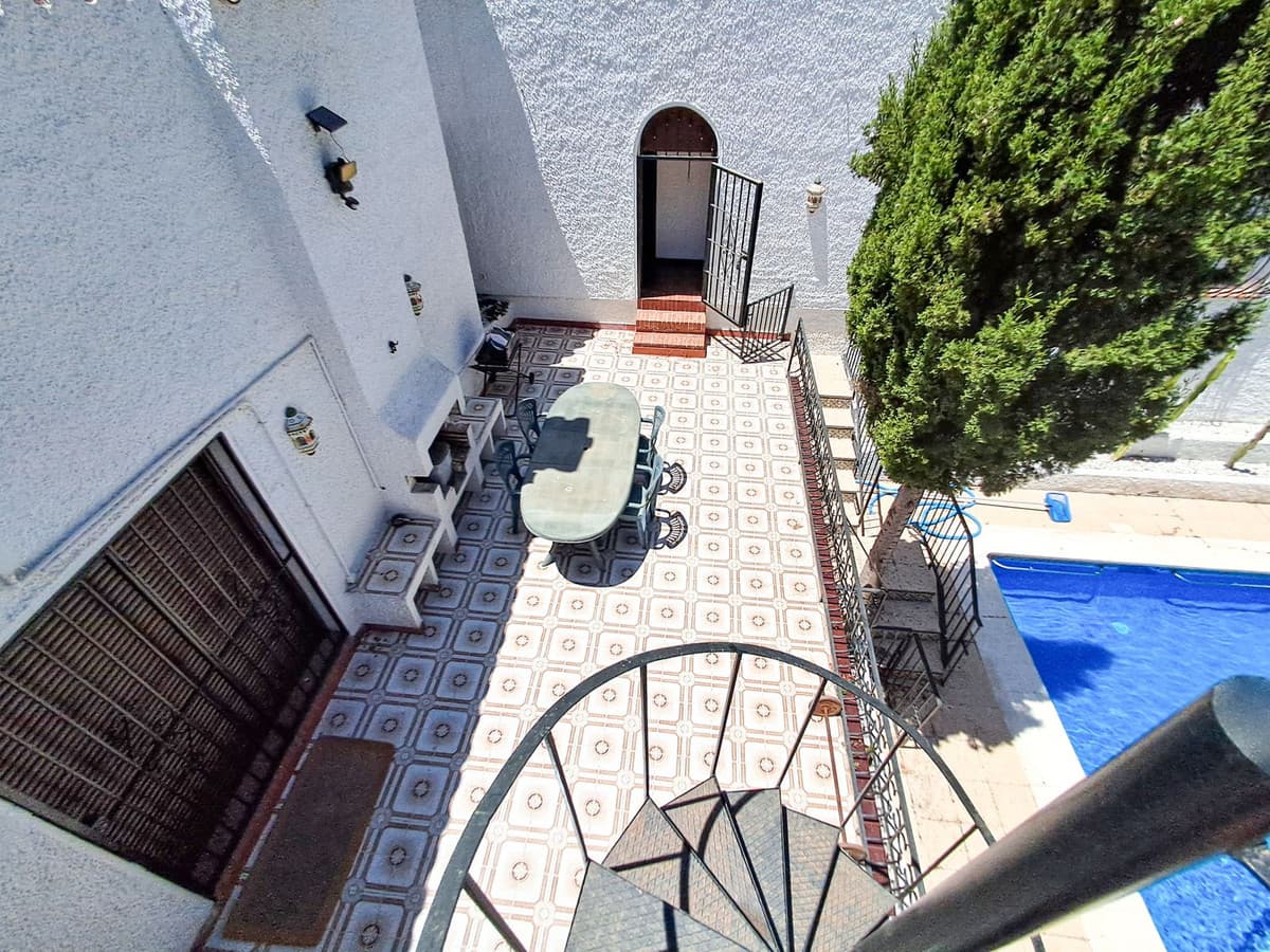 Detached Villa in Calahonda — photo 4 of 10