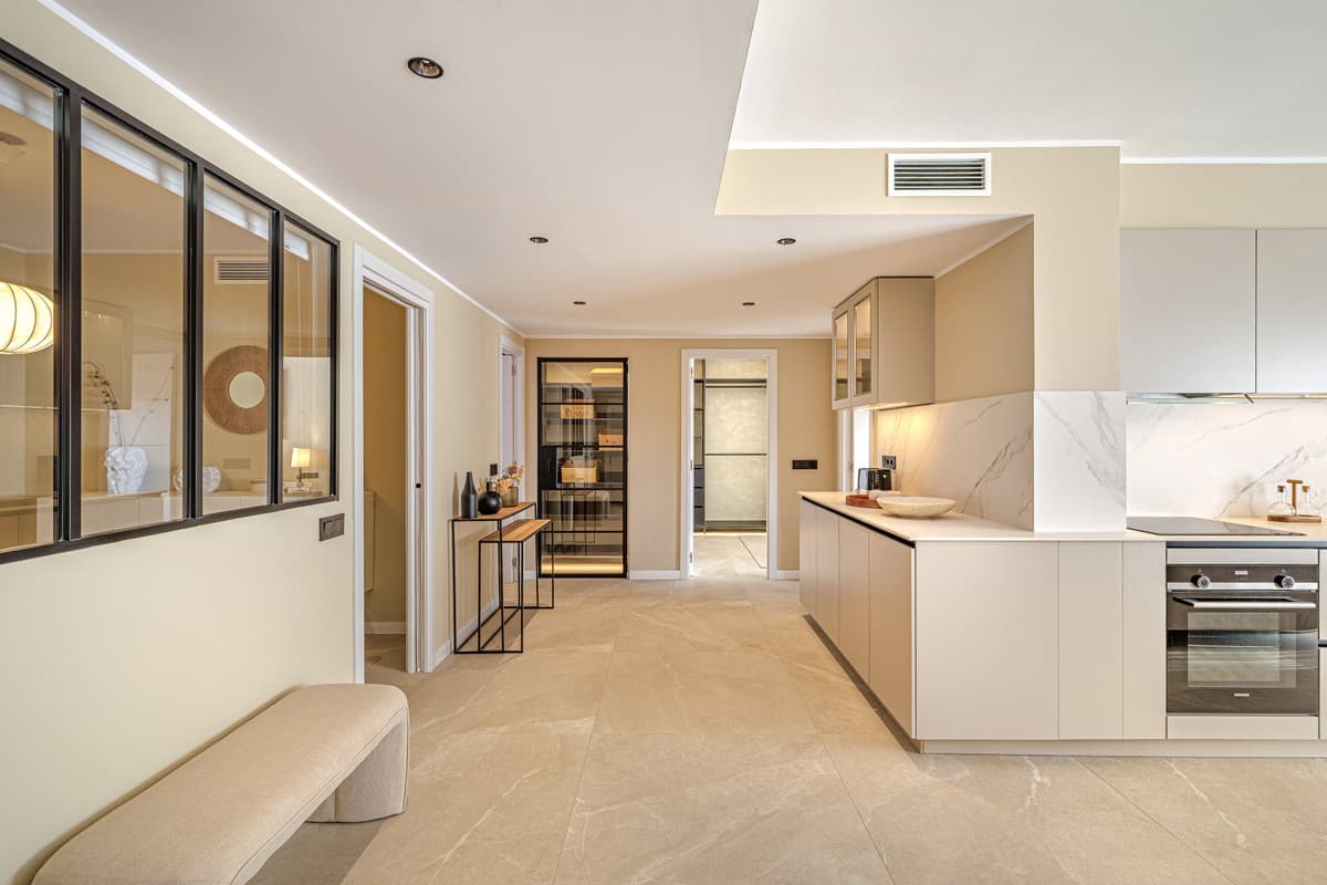 Middle Floor Apartment in Nueva Andalucía — photo 9 of 10
