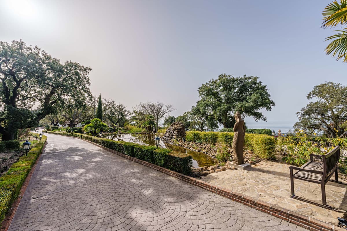Detached Villa in La Mairena — photo 4 of 10