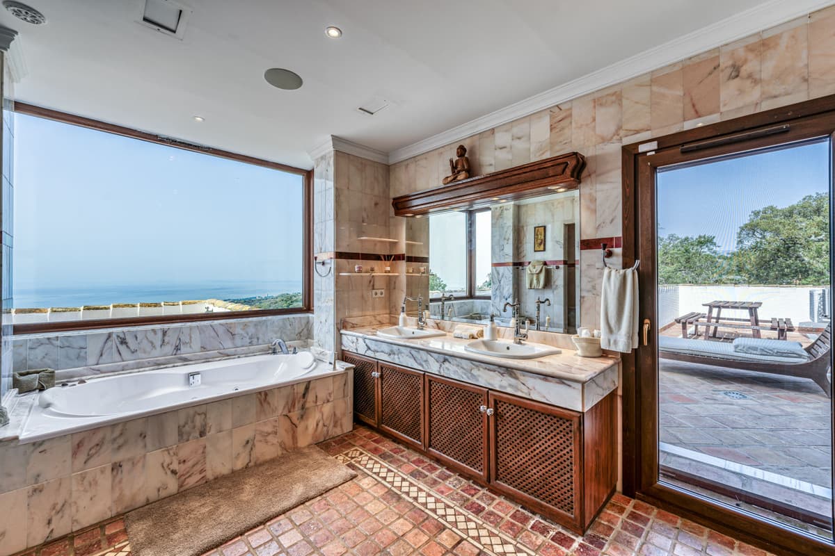 Detached Villa in La Mairena — photo 5 of 10