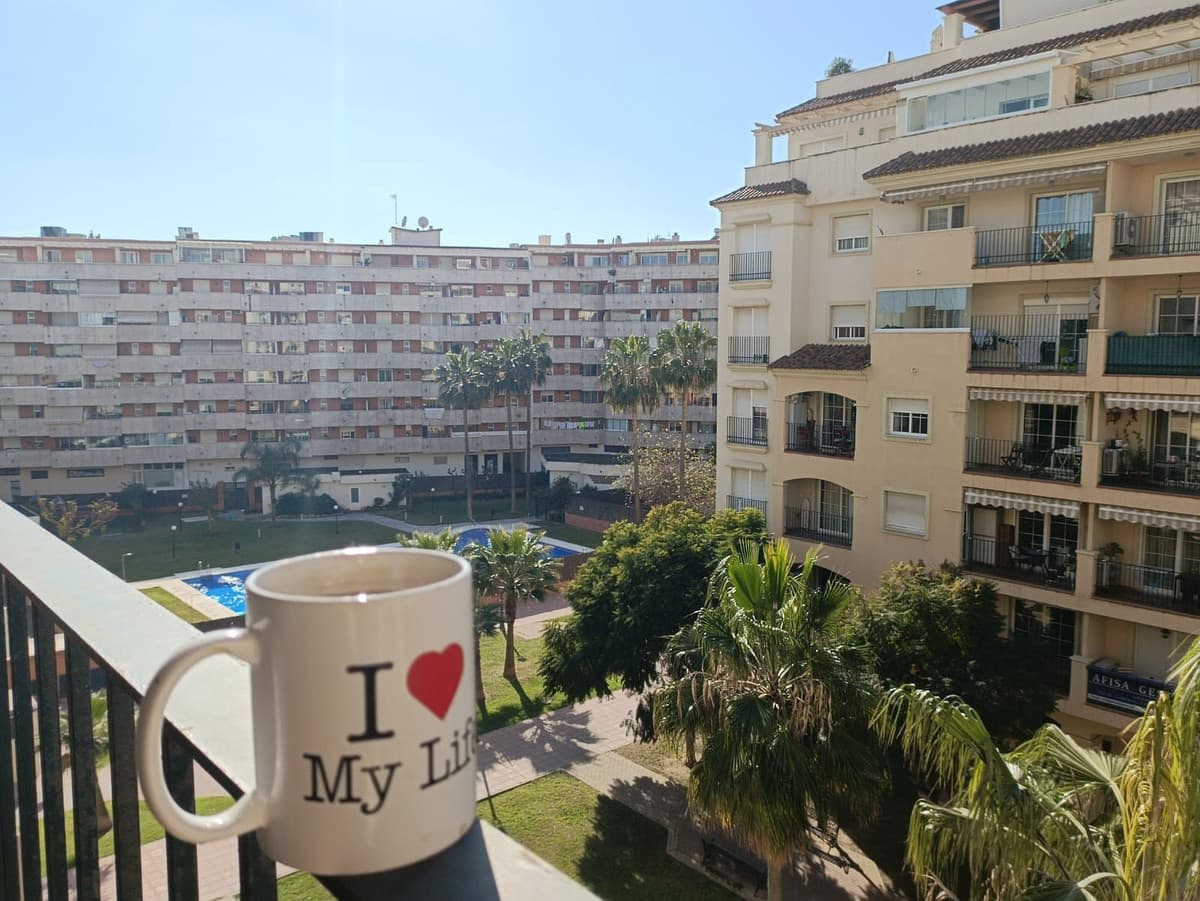 Middle Floor Apartment in Estepona — photo 2 of 10