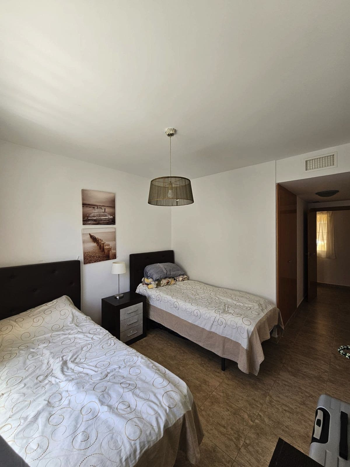 Middle Floor Apartment in Estepona — photo 7 of 10