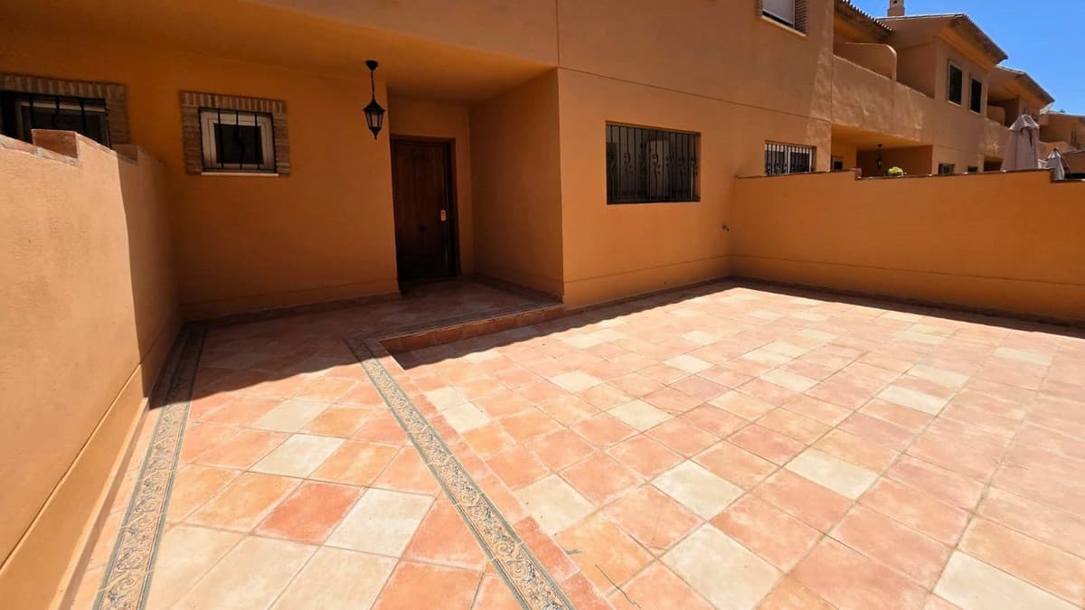 Townhouse in La Cala de Mijas — photo 2 of 10
