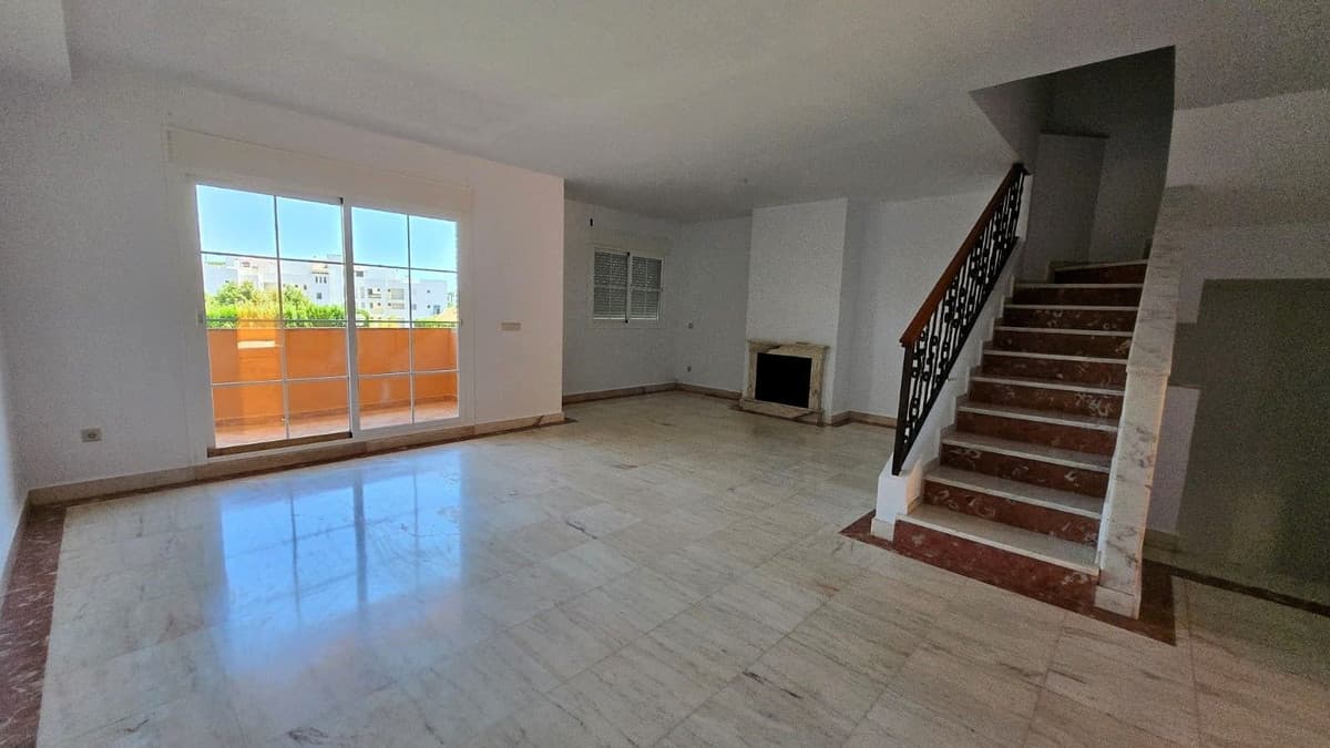 Townhouse in La Cala de Mijas — photo 6 of 10