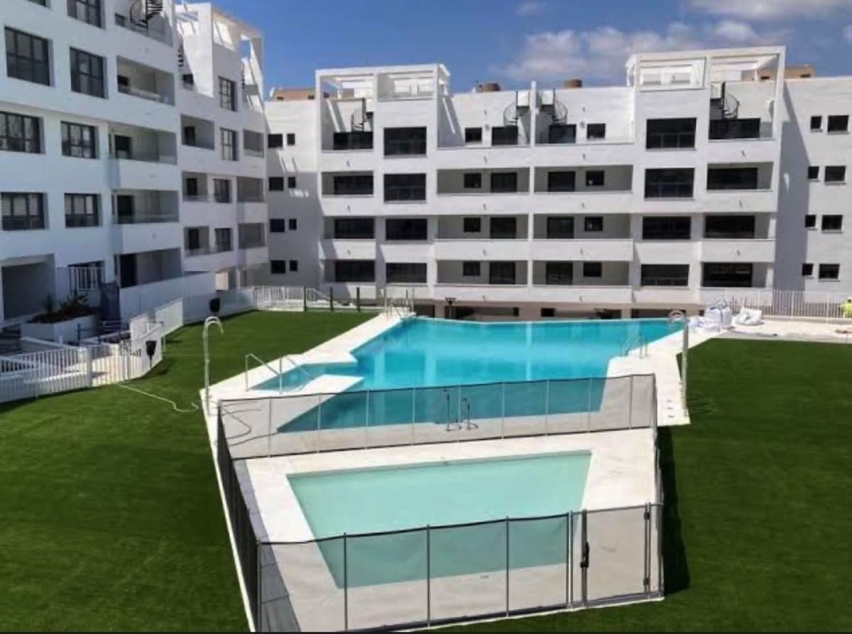 Penthouse Duplex in Estepona — photo 1 of 10
