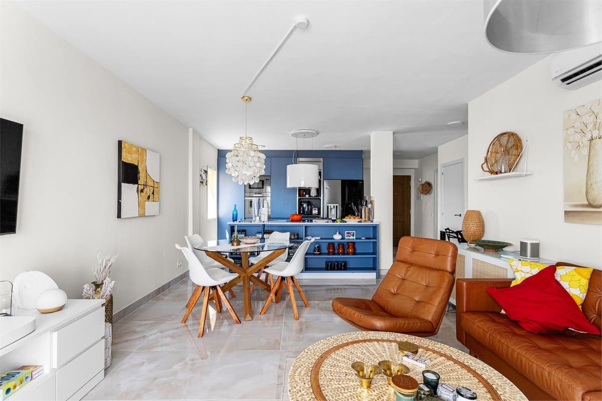 Penthouse in Higueron — photo 7 of 10