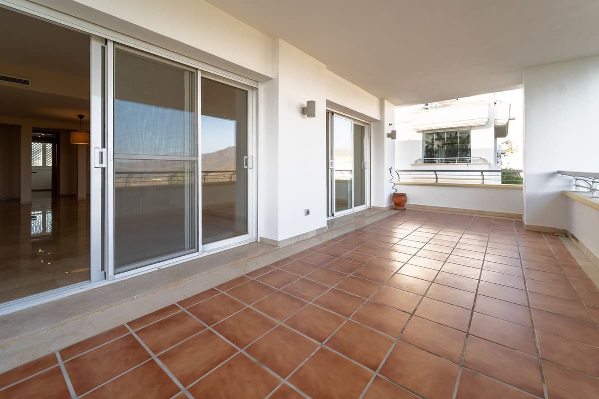Middle Floor Apartment in La Cala Golf — photo 6 of 10