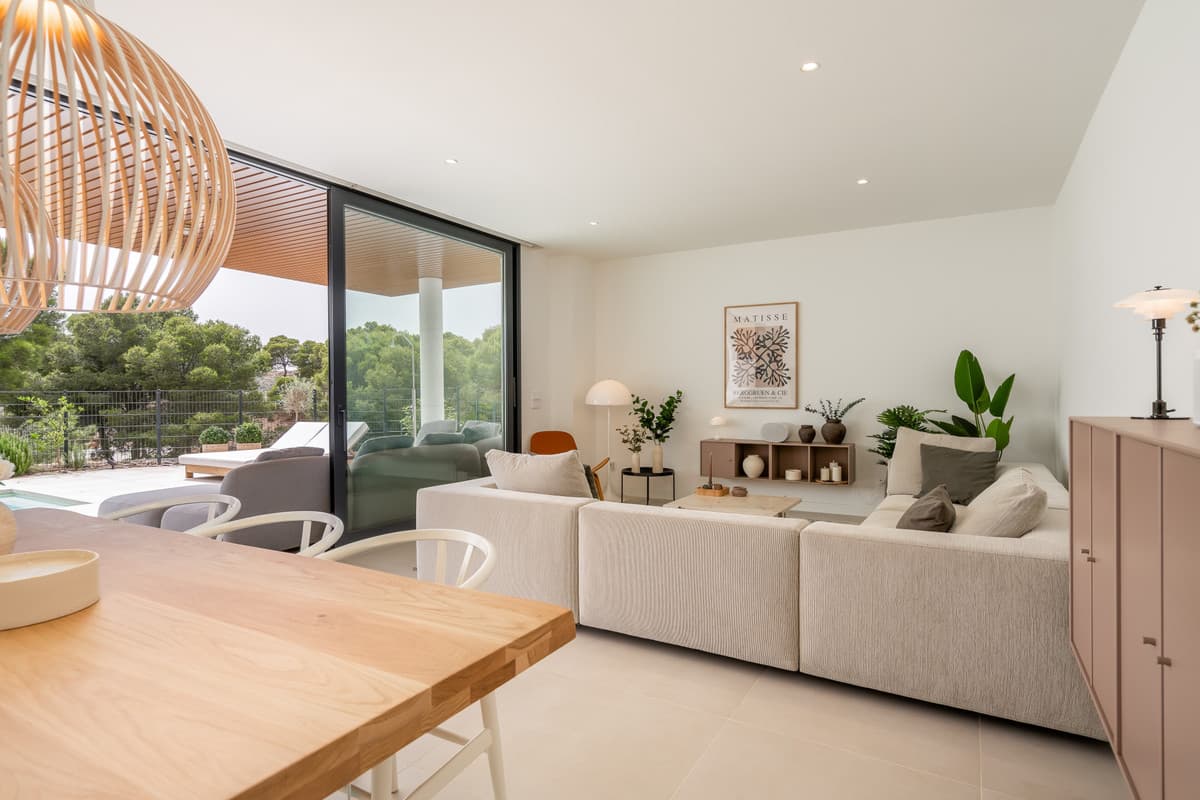Ground Floor Apartment in Higueron — photo 3 of 10