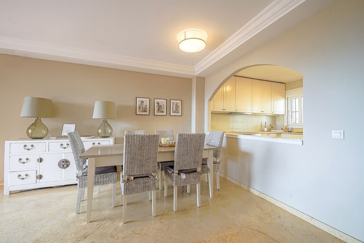 Townhouse in Estepona — photo 4 of 10