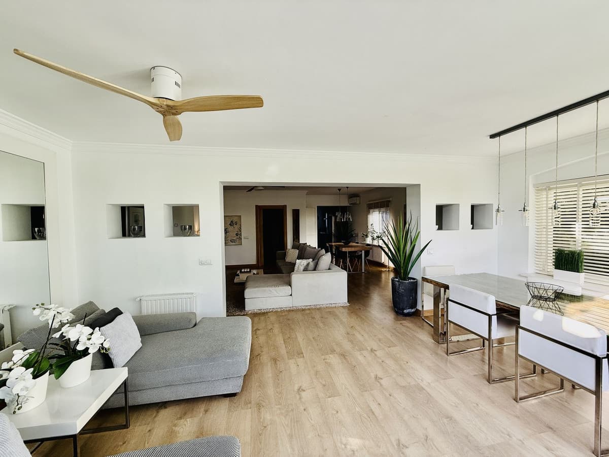 Semi-Detached House in Guadalmina Baja — photo 1 of 10