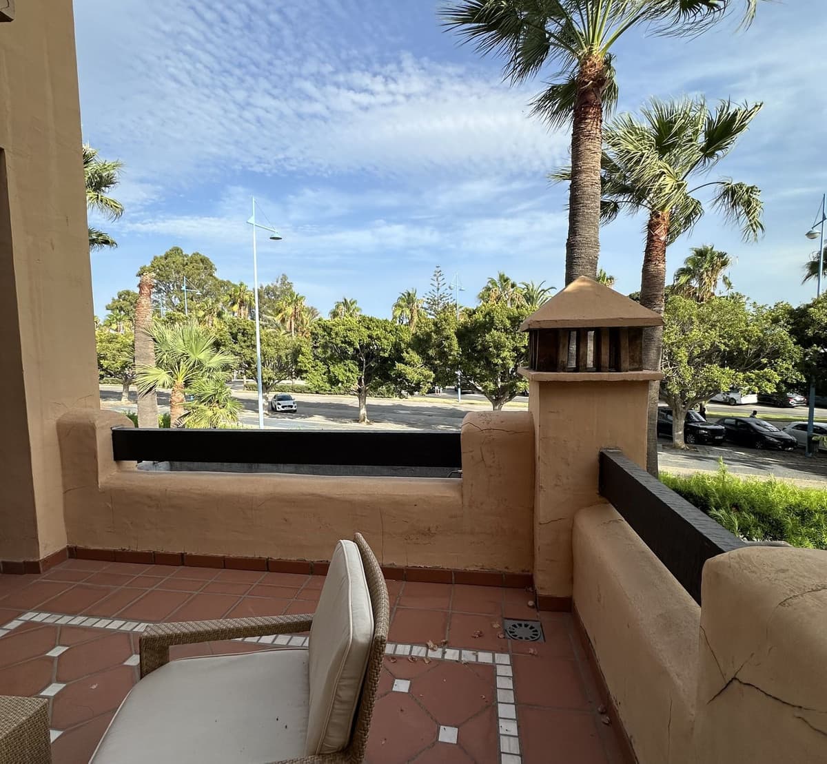 Middle Floor Apartment in San Pedro de Alcántara — photo 4 of 10