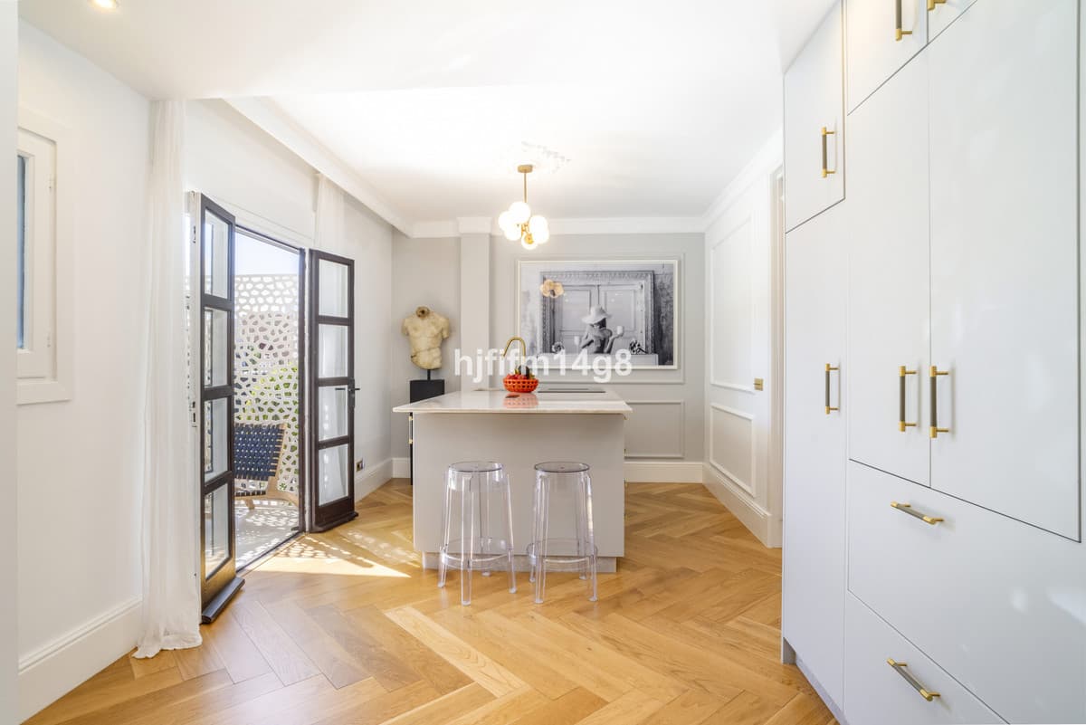 Ground Floor Apartment in Nueva Andalucía — photo 8 of 10