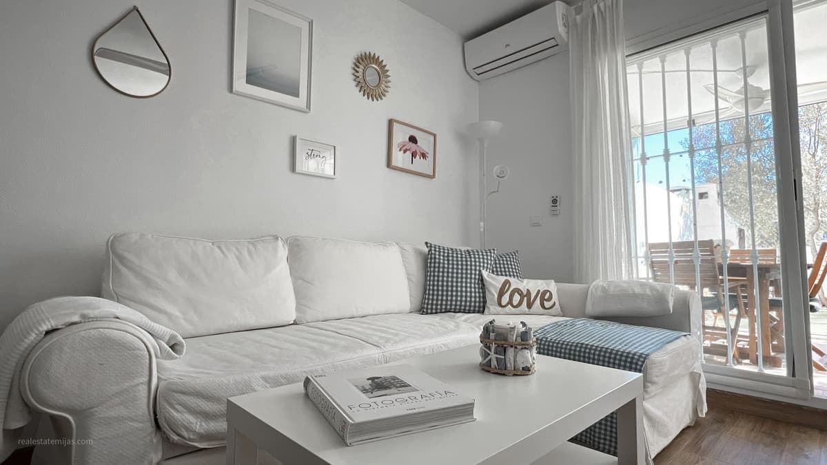 Ground Floor Apartment in La Cala de Mijas — photo 8 of 10
