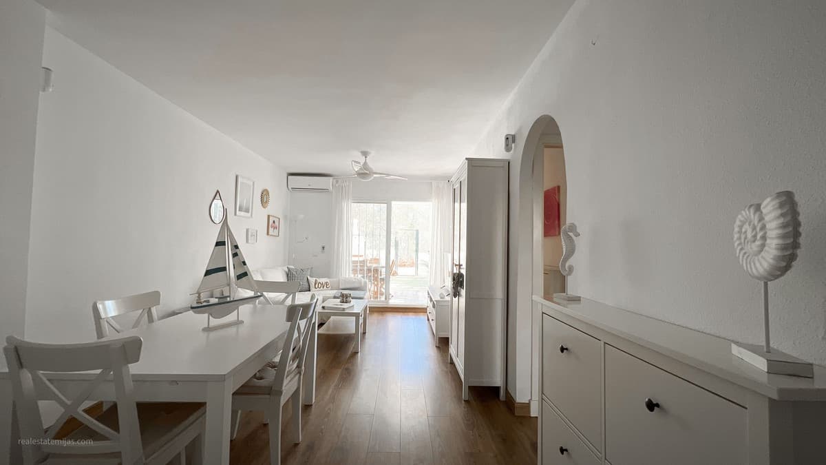 Ground Floor Apartment in La Cala de Mijas — photo 9 of 10