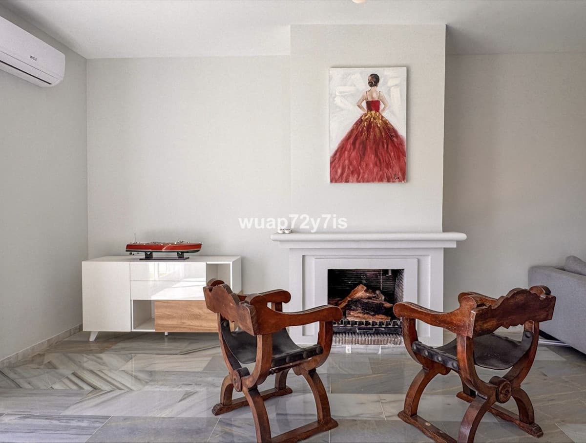 Penthouse in Bel Air — photo 4 of 10