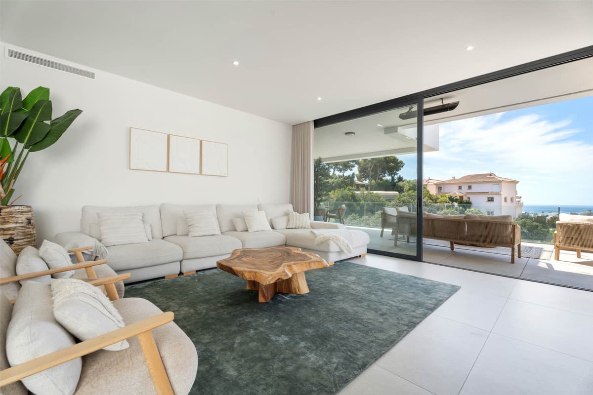 Penthouse Duplex in Artola — photo 6 of 10