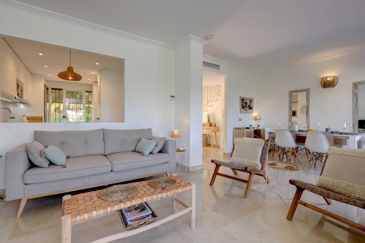 Penthouse in La Quinta — photo 1 of 10