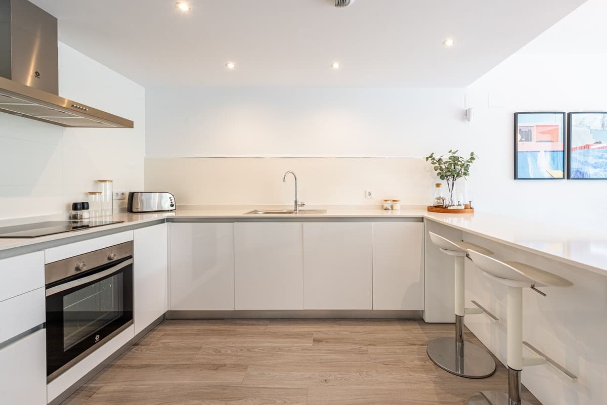 Middle Floor Apartment in Benahavís — photo 4 of 10
