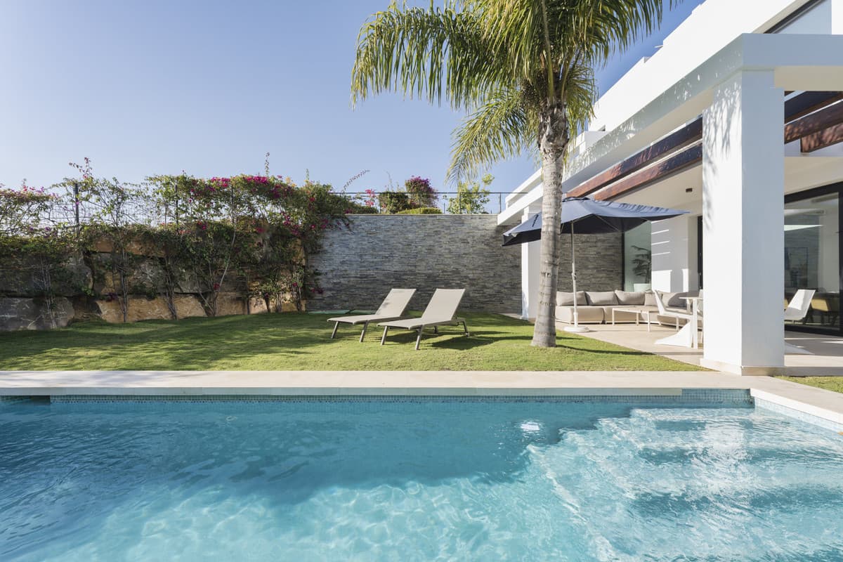 Semi-Detached House in Cabopino — photo 2 of 10