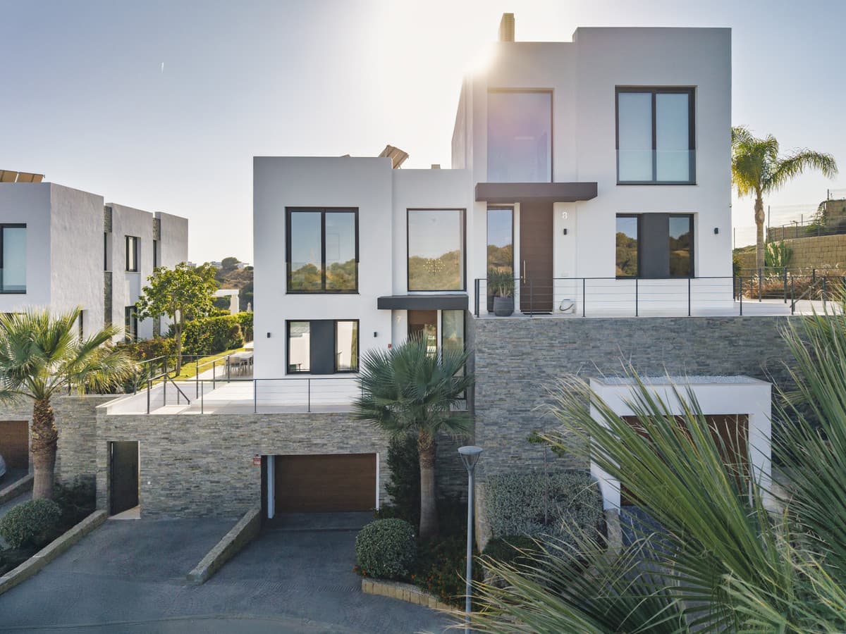 Semi-Detached House in Cabopino — photo 3 of 10