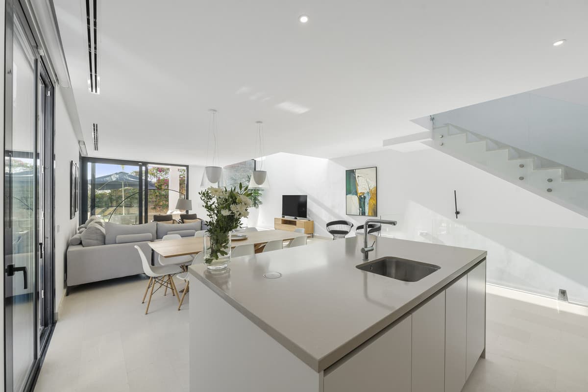 Semi-Detached House in Cabopino — photo 4 of 10