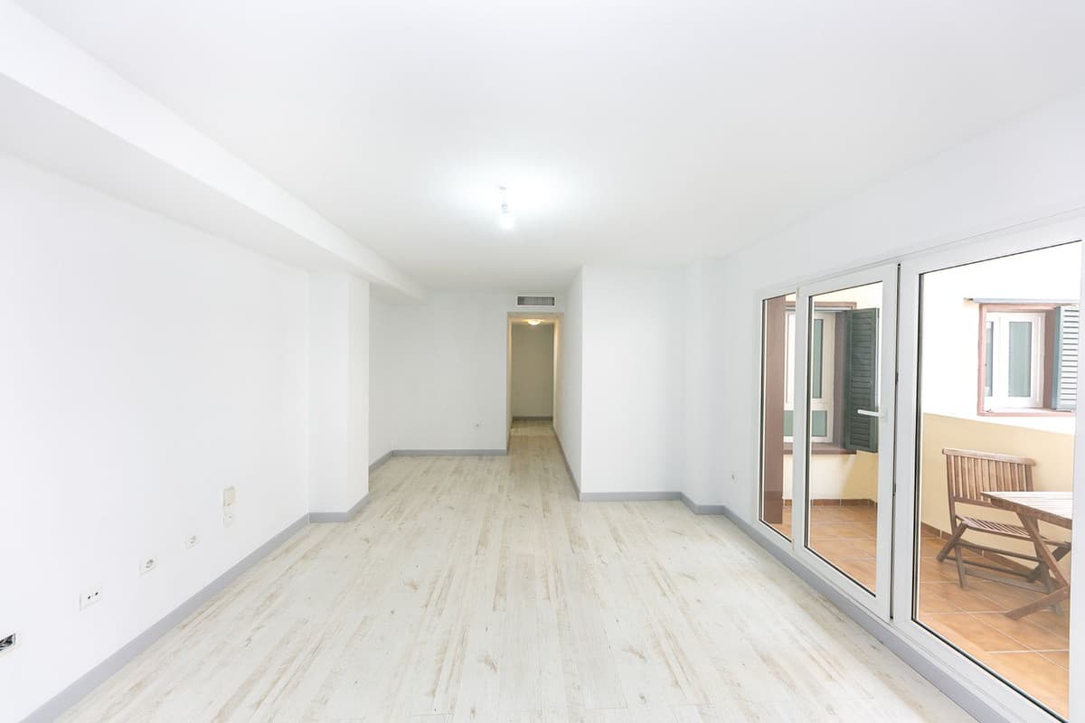 Middle Floor Apartment in Torrequebrada — photo 4 of 10