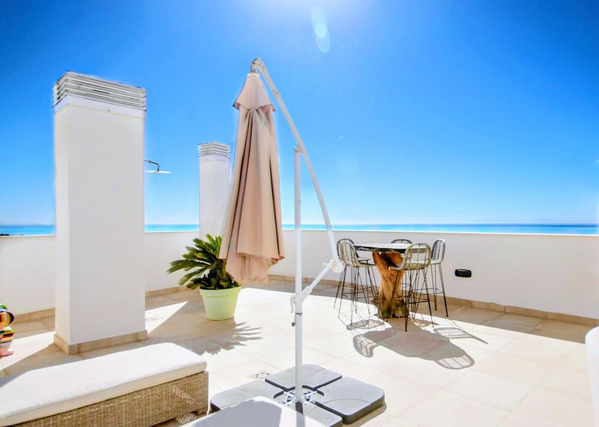 Penthouse Duplex in Altos de los Monteros — photo 8 of 10