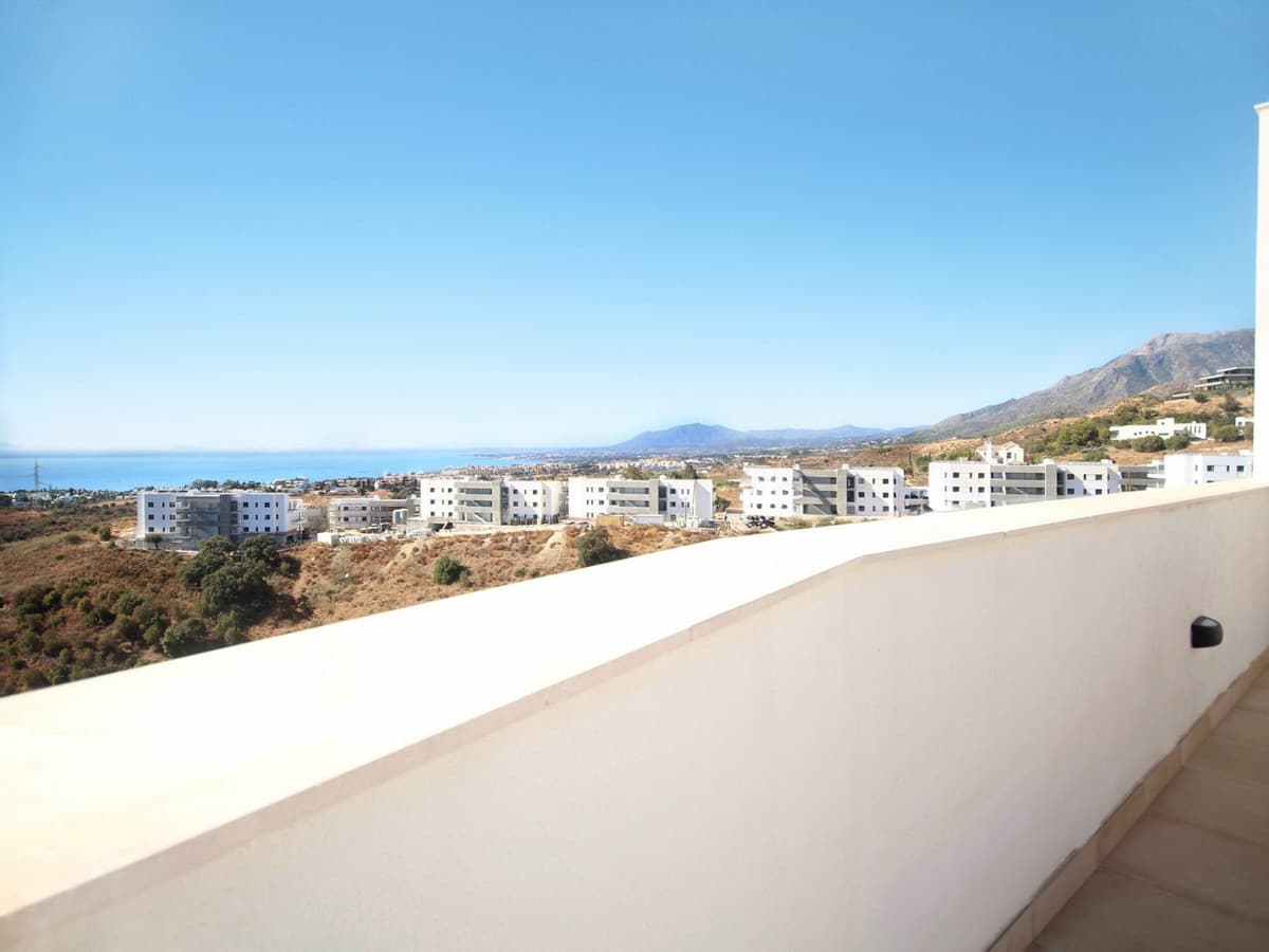 Penthouse Duplex in Altos de los Monteros — photo 10 of 10