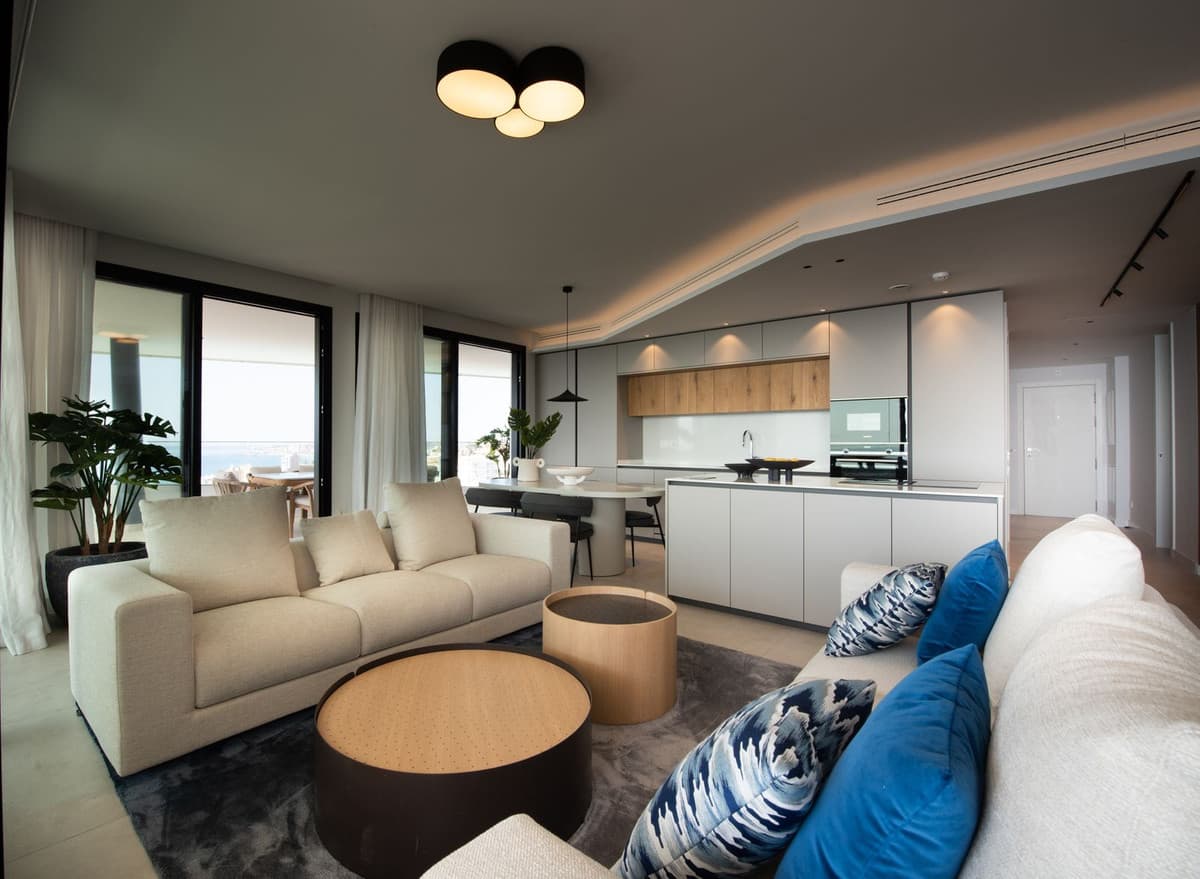 Middle Floor Apartment in Higueron — photo 6 of 10