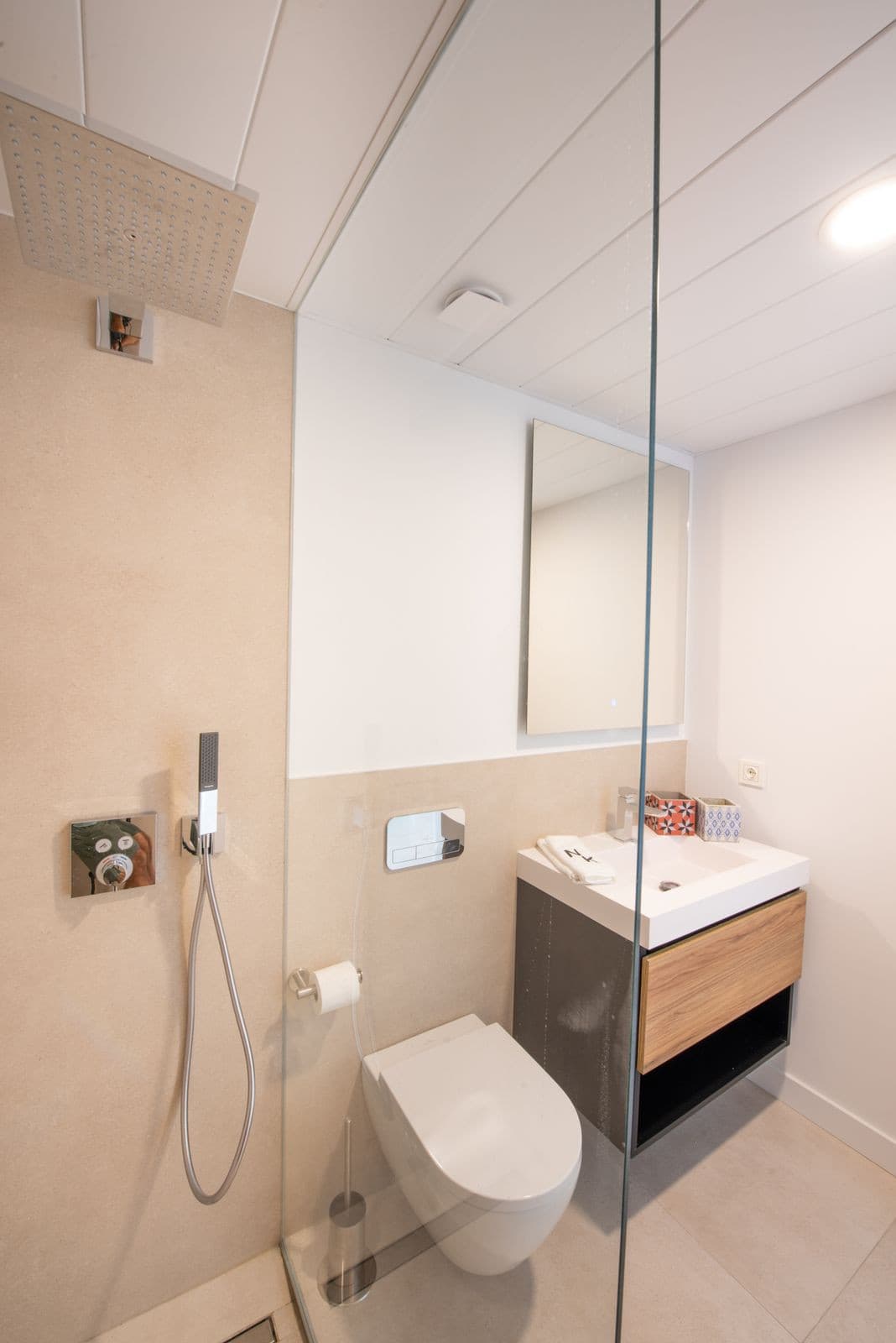 Middle Floor Apartment in Higueron — photo 9 of 10