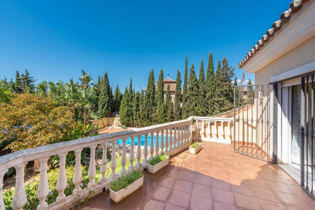 Detached Villa in Marbella — photo 8 of 10