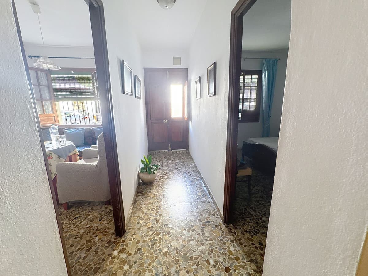 Townhouse in Estepona — photo 3 of 10