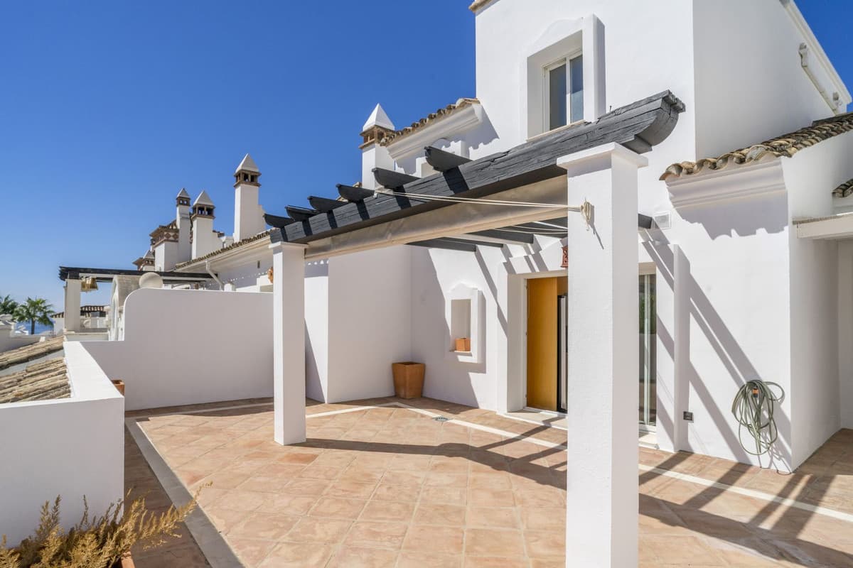 Penthouse Duplex in Marbella — photo 5 of 10