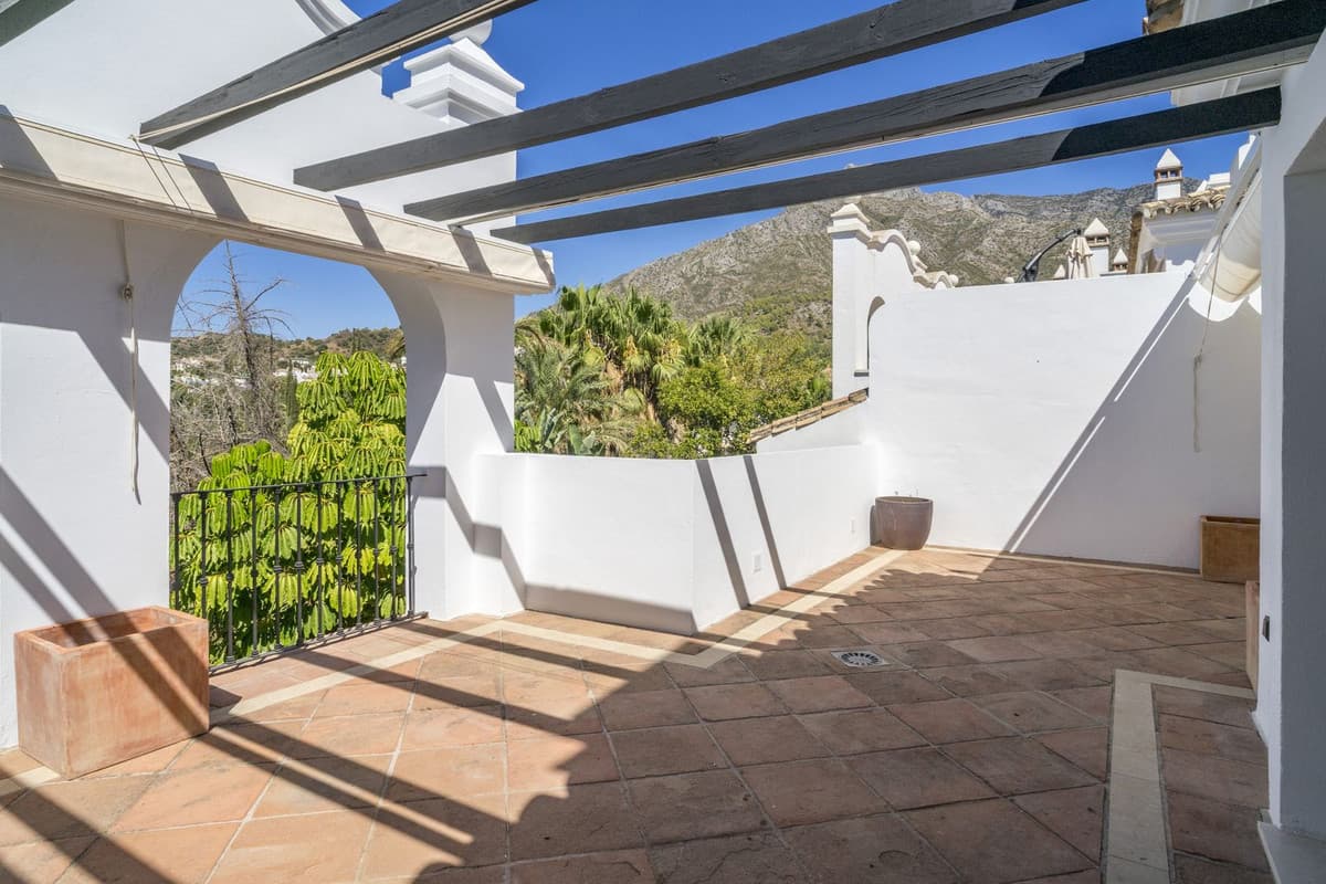 Penthouse Duplex in Marbella — photo 8 of 10