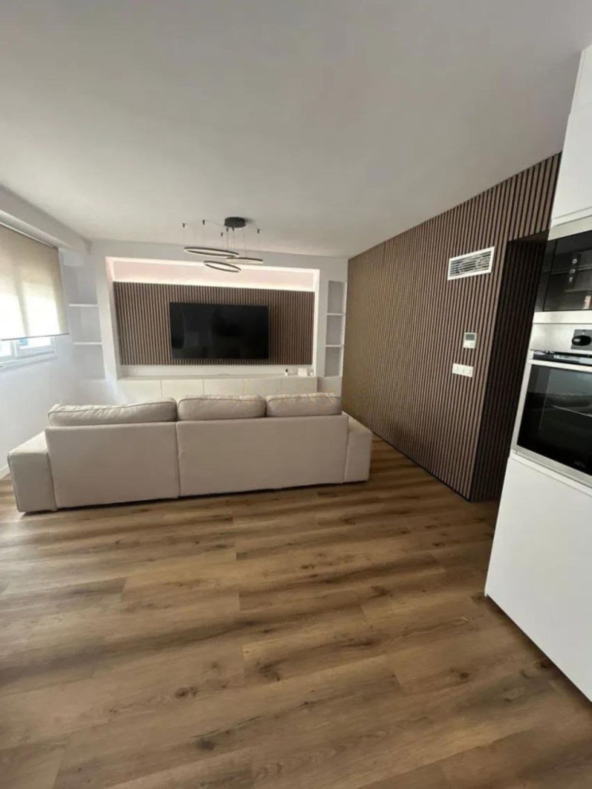 Middle Floor Apartment in Estepona — photo 1 of 10