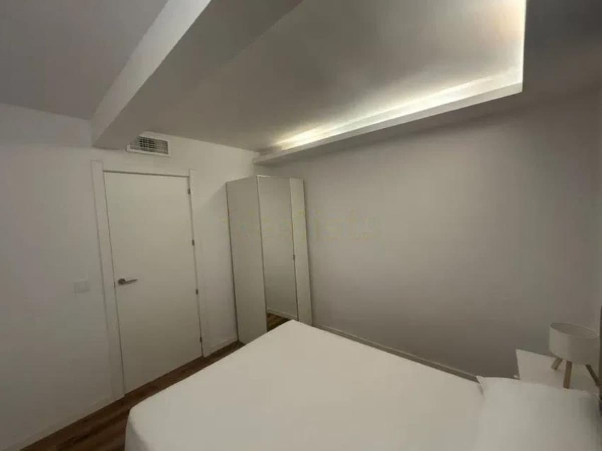 Middle Floor Apartment in Estepona — photo 10 of 10