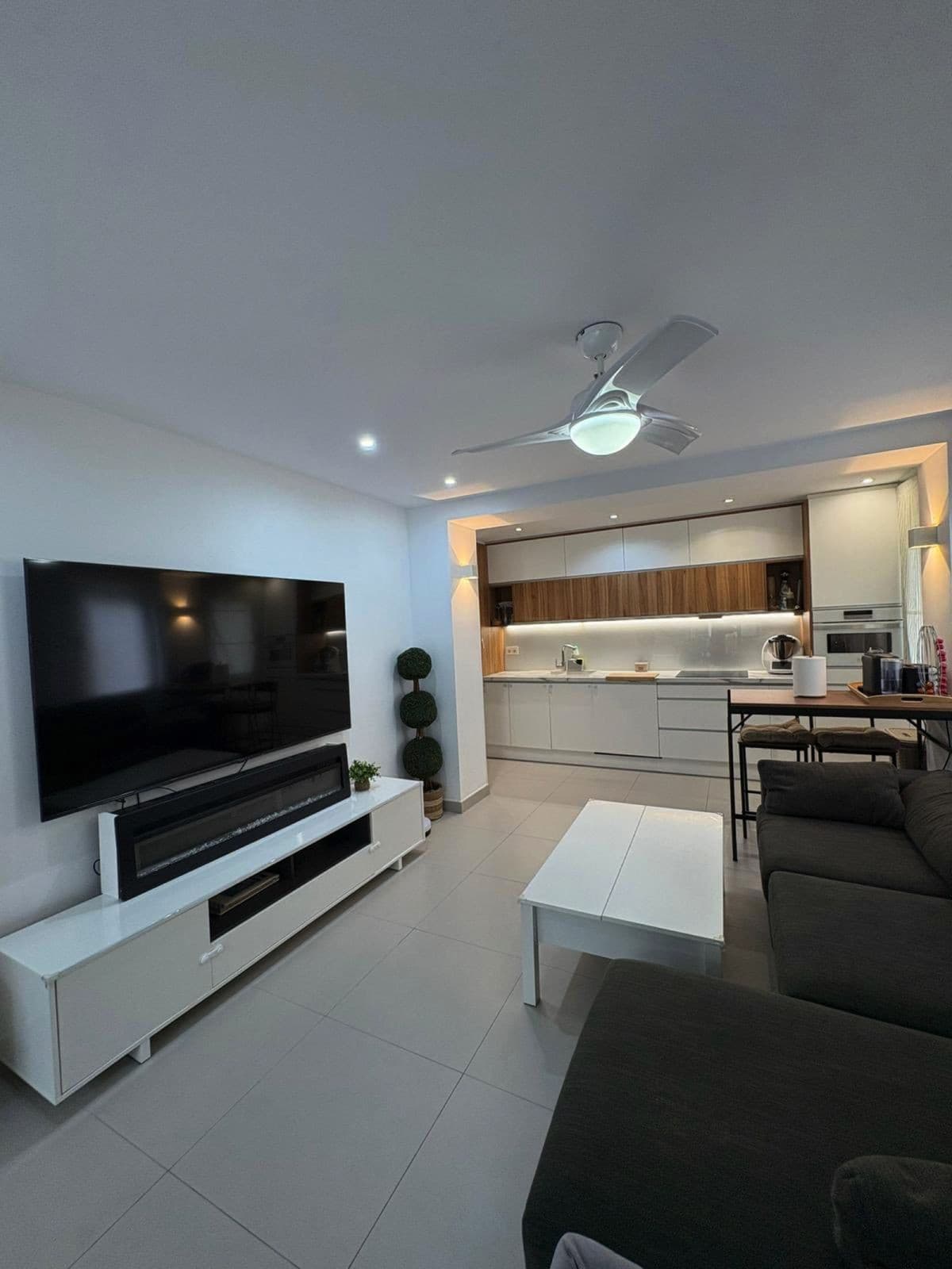 Ground Floor Apartment in Marbella — photo 4 of 10