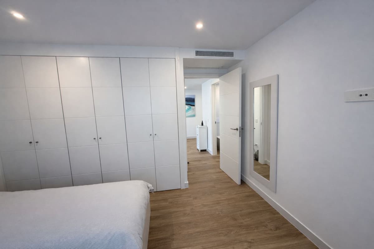 Ground Floor Apartment in Casares — photo 9 of 10