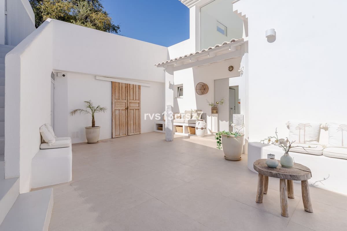 Detached Villa in El Rosario — photo 4 of 10