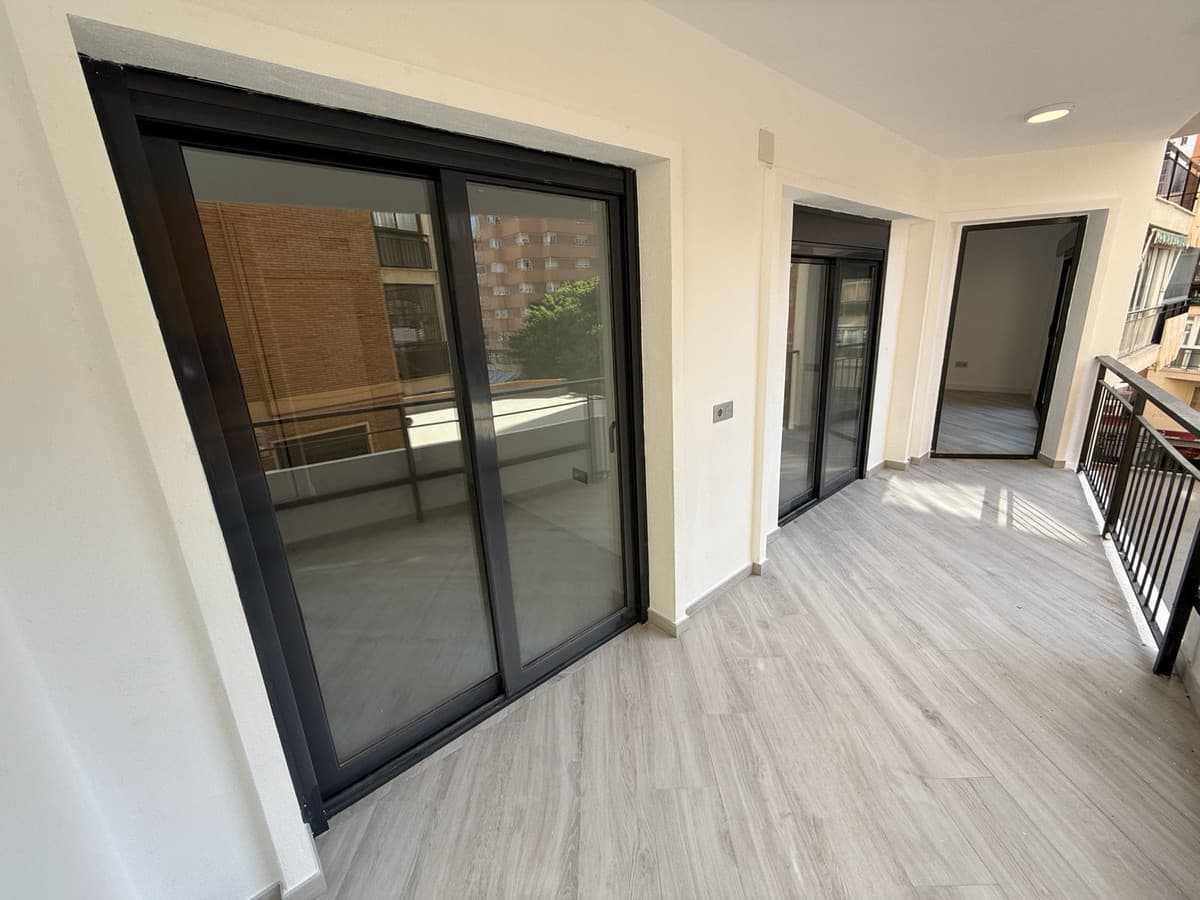 Middle Floor Apartment in Malagueta — photo 3 of 10