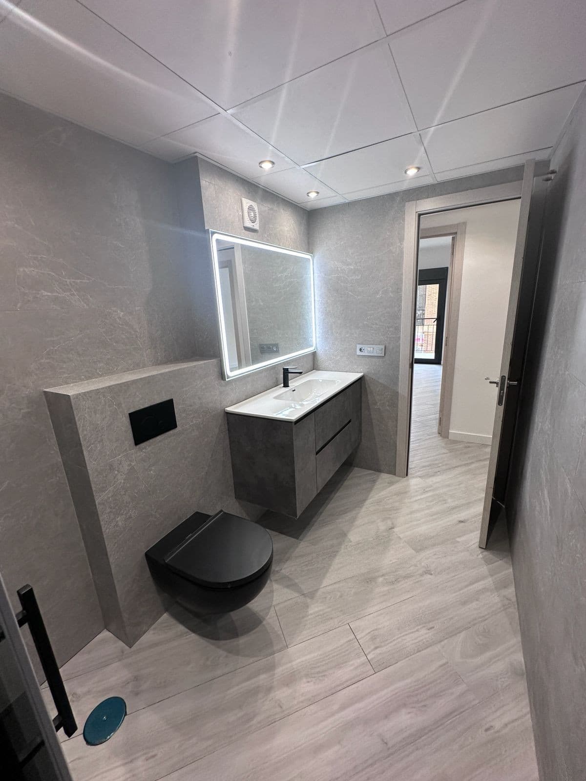 Middle Floor Apartment in Malagueta — photo 8 of 10