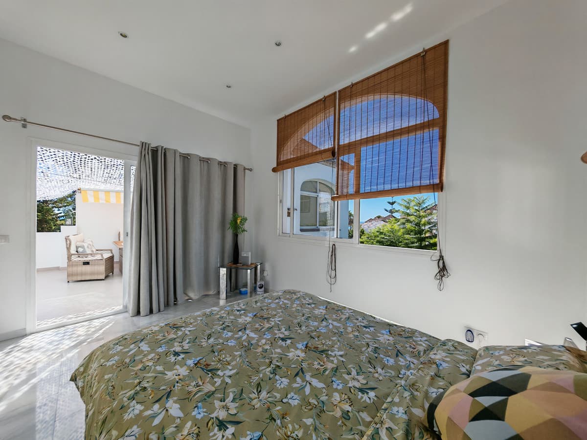 Penthouse Duplex in Costabella — photo 10 of 10