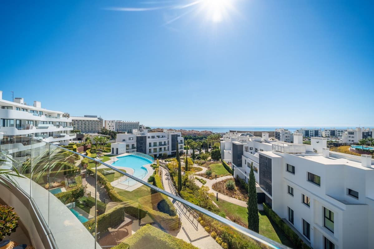 Middle Floor Apartment in Fuengirola — photo 6 of 10